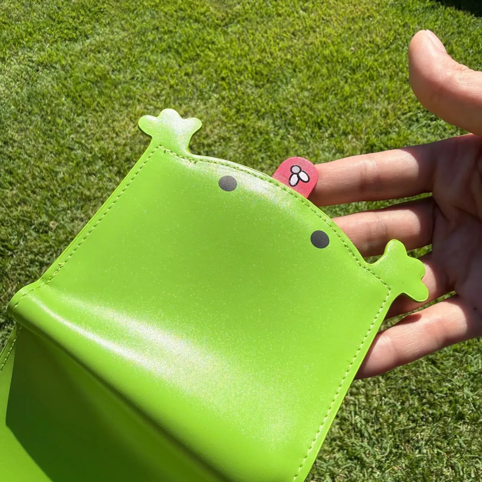 Cute Frog Character Bi-Fold Wallet 13 Cute Frog Character Bi-Fold Wallet