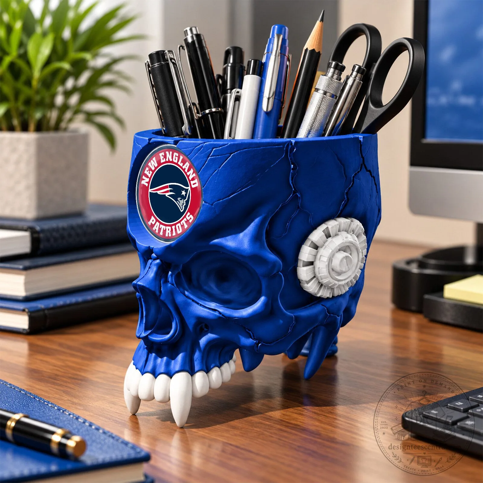 New England Patriots NFL Football Team Skull Pen Holder Desk Organizer